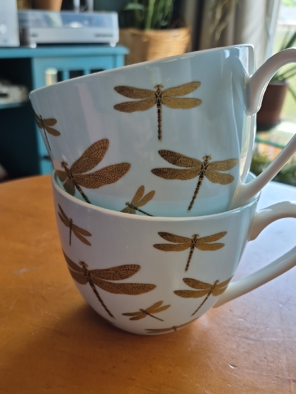 Harvest Green Studios 20 oz Bone China Mug Set with Gold Dragonfly Design.